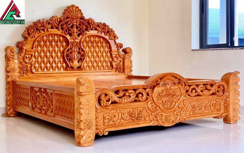 Giường gỗ gõ đỏ GN17 là giường hoàng gia gỗ gõ đỏ kiểu quý tộc