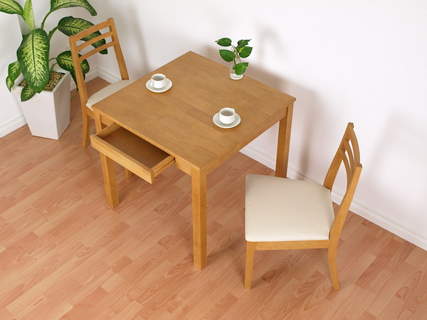 bàn ăn vuông gỗ tự nhiên