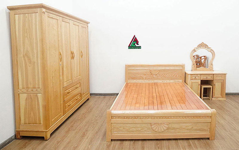 Bố trí bàn trang điểm gỗ sồi Nga trong bộ combo phòng ngủ gỗ sồi CB91