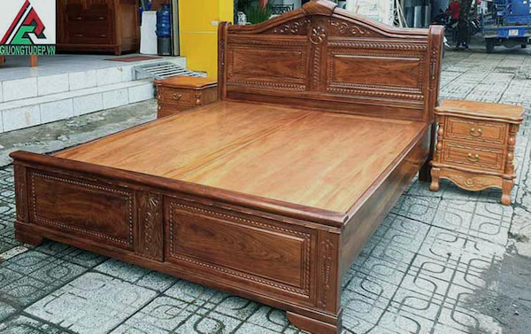 cách phân biệt giường gỗ mun thật và giường gỗ mun giả