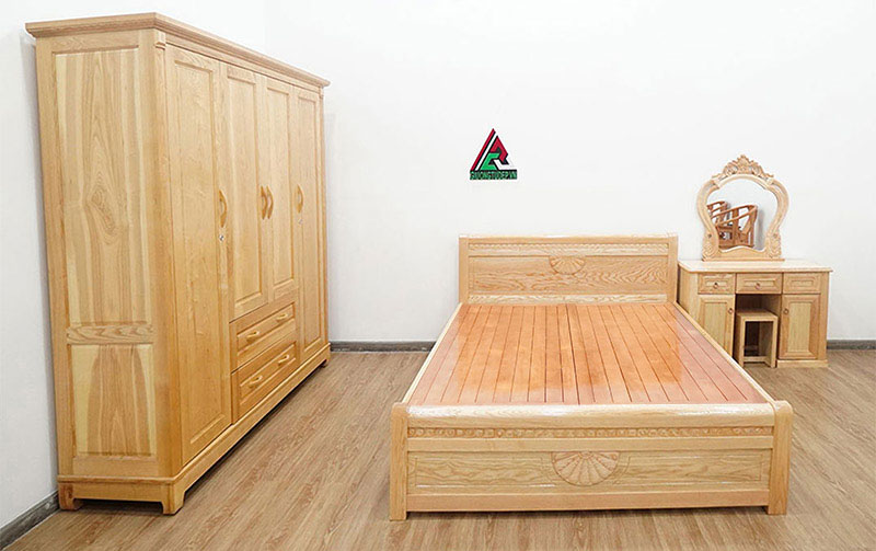 Mua combo phòng ngủ gỗ sồi tại Giường Tủ Đẹp sẽ có mức giá ưu đãi hơn so với mua từng món đồ nội thất phòng ngủ