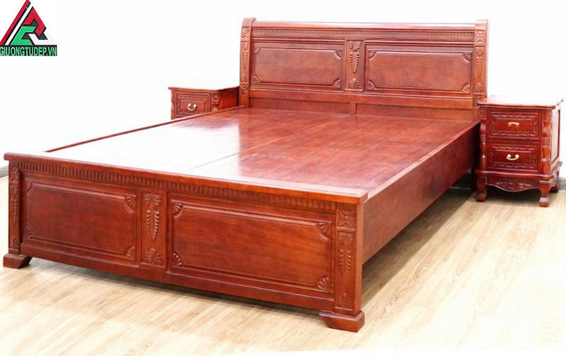 Mẫu giường gỗ căm xe kiểu bông lúa có kiểu dáng sang trọng rất chắc chắn, vững vàng, cứng cáp và chịu lực tốt