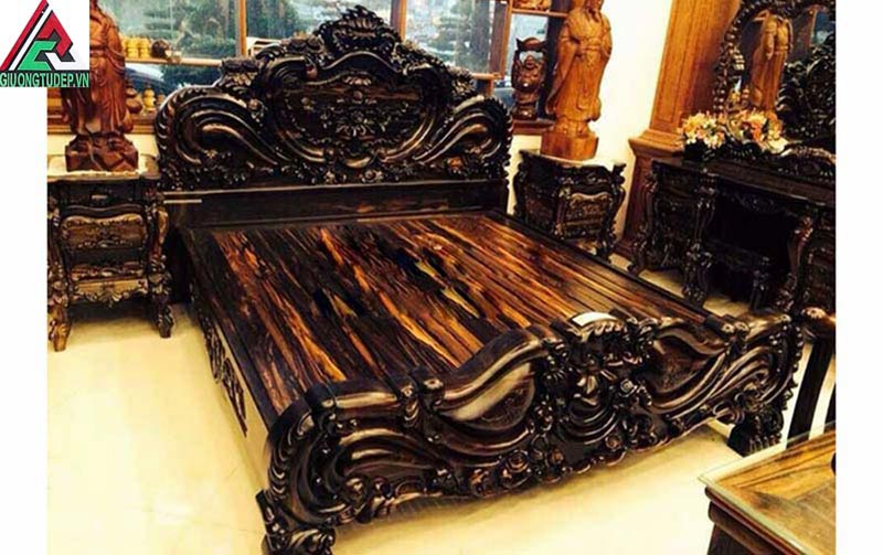 Giường gỗ mun màu đen Campuchia