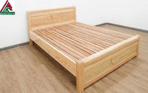 giường gỗ sồi chân cao