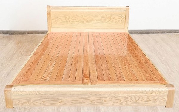 Giường ngủ gỗ sồi kiểu bệt