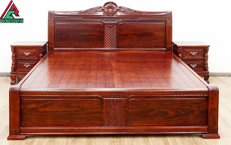  Mẫu giường gỗ cẩm lai kiểu cổ điển