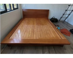 Giao giường gỗ sồi và giường xoan đào tại Bến Lức, Long An