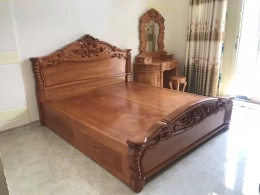 Giao giường ngủ và bàn trang điểm gỗ gõ đỏ ở Trung Mỹ Tây, Quận 12 Giao giường ngủ và bàn trang điểm gỗ gõ đỏ ở Trung Mỹ Tây, Quận 12