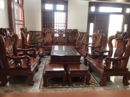 Hoàn thành lắp đặt tủ thờ và bộ ghế salon cho khách ở quận 12 Hoàn thành lắp đặt tủ thờ và bộ ghế salon cho khách ở quận 12